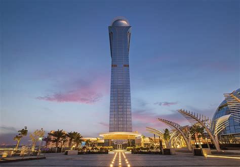 PALM TOWERS .